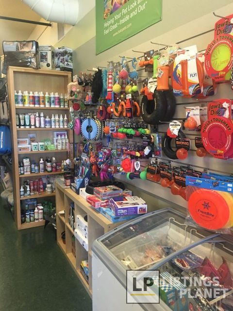 Petropawlis Pet Board & Day Care