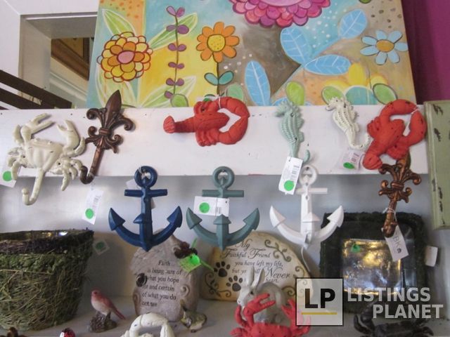 Eclectic Furniture And Decor