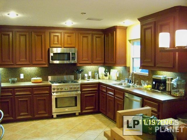 Pica's Custom Cabinets & Remodeling