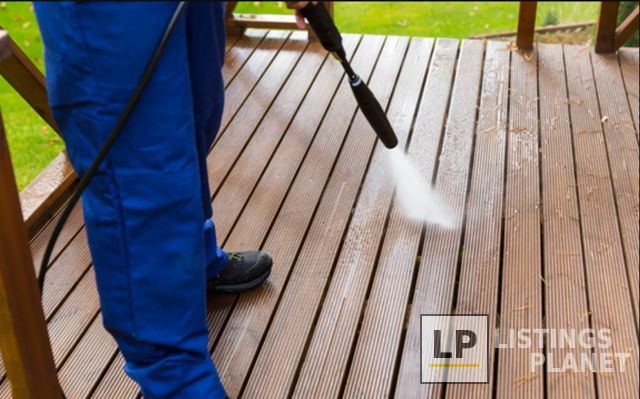 United Exterior Cleaning & Pressure Washing