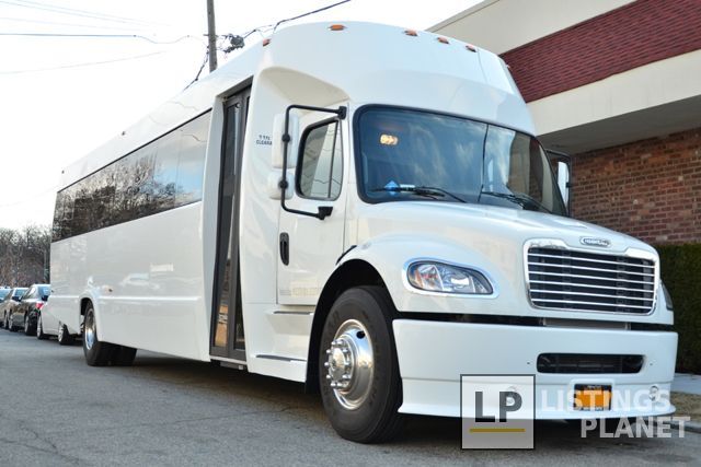 Royal Luxury Limousine